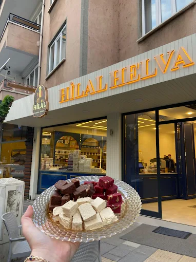 Hilal Helva